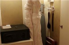 Executive Queen Room