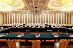Business Queen Room