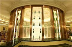 Business Queen Room
