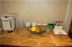 Business Queen Room