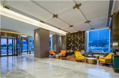 Lobby-Lounge