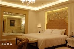 Executive Queen Room