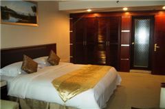 Business Queen Room