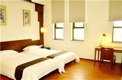West Building Super River-view Twin Room