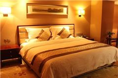 Executive Queen Room