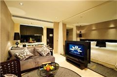 Deluxe River-view Room
