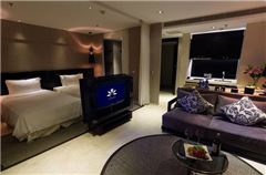 Executive City View Room