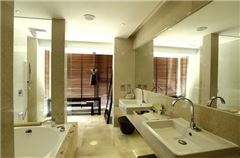 Grand Business Room