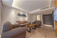 CEO Executive Suite