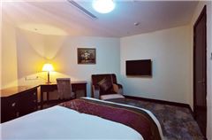 Deluxe Family Suite