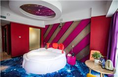 Romantic Lovers Room
