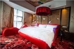Lovers Suite