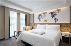 Enjoy Queen Room
