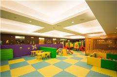 Children's Playground/Kids Club