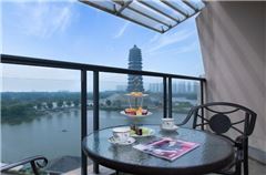 Executive Lake-view Twin Room
