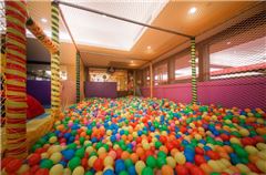 Children's Playground/Kids Club
