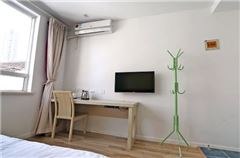 Queen Room A