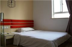 Queen Room B