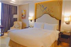 Boutique Queen Room