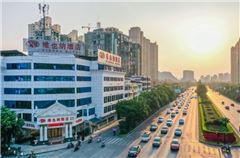 飞机场附近酒店吵吗 7154860s.jpg