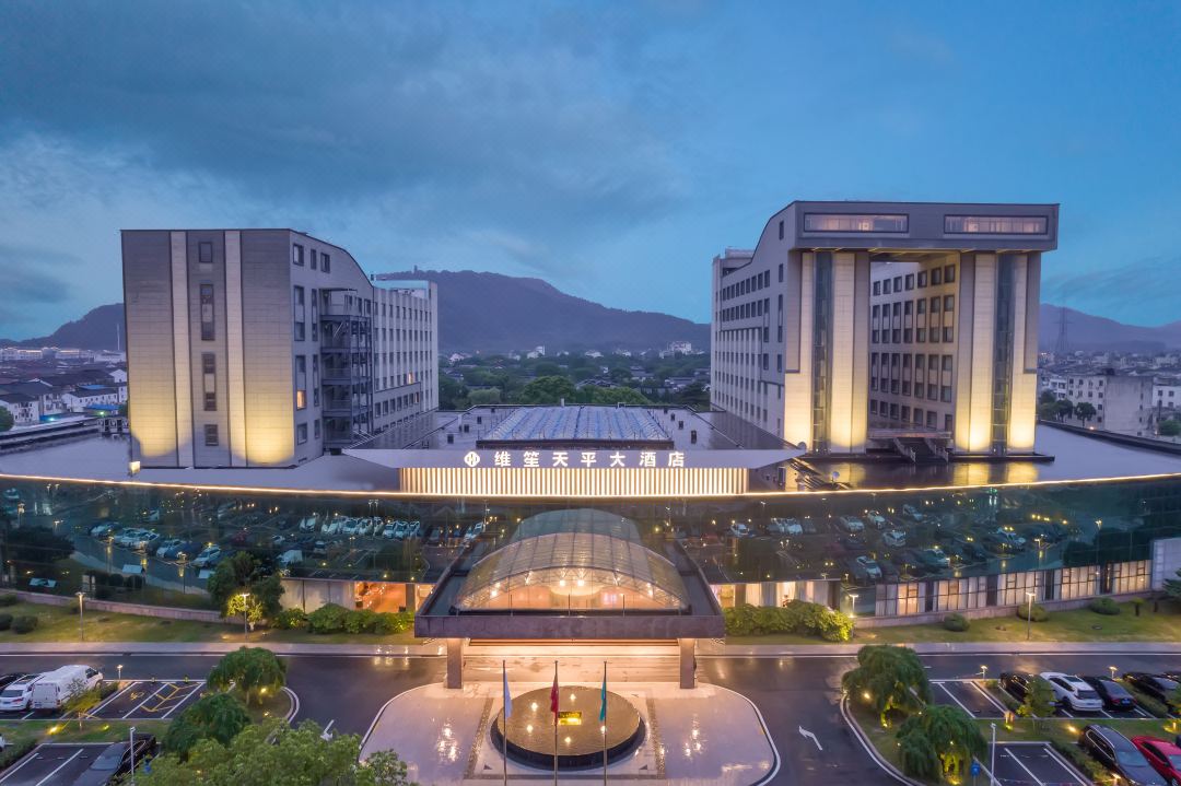 hotels image https://www.chinaholiday.com/photos/34198/7280732.jpg